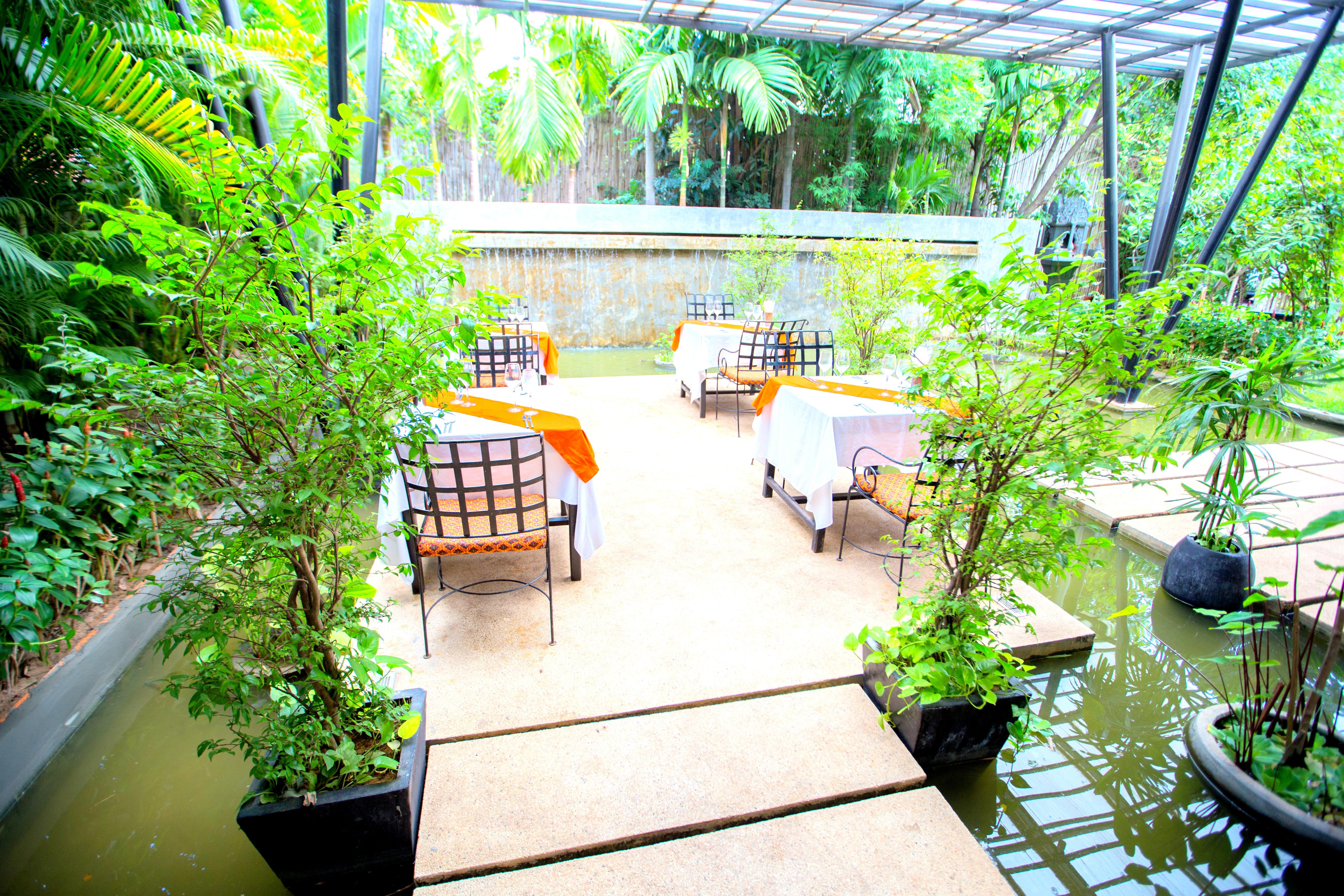 La Residence Blanc D' Angkor Siem Reap Exteriör bild